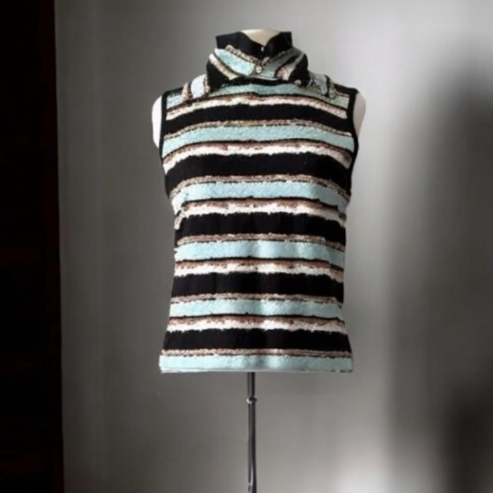 ST. John 2 Piece Knit Tank Removable Collar - Picture 3 of 16